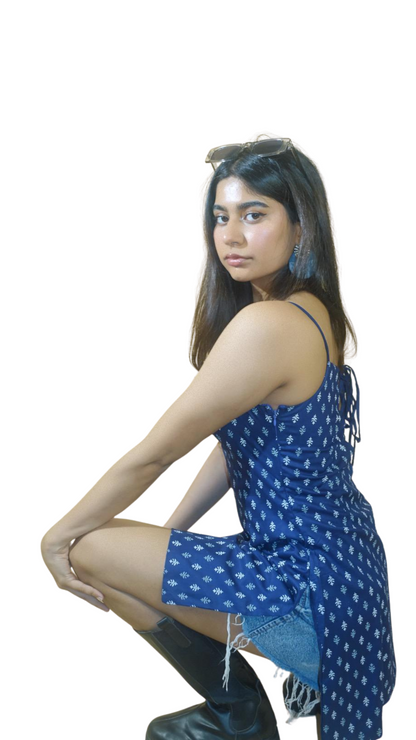 NAVY BLUE