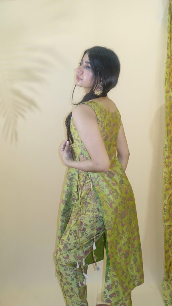 Kavach - olive green and gold - Image 4
