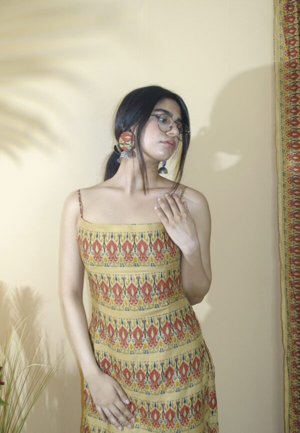 Vardhana - Brown - Image 3