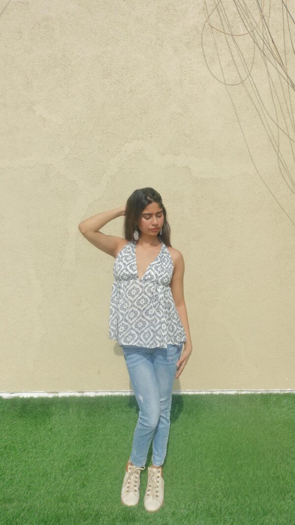 Swasti - white & Navy Blue - Image 4